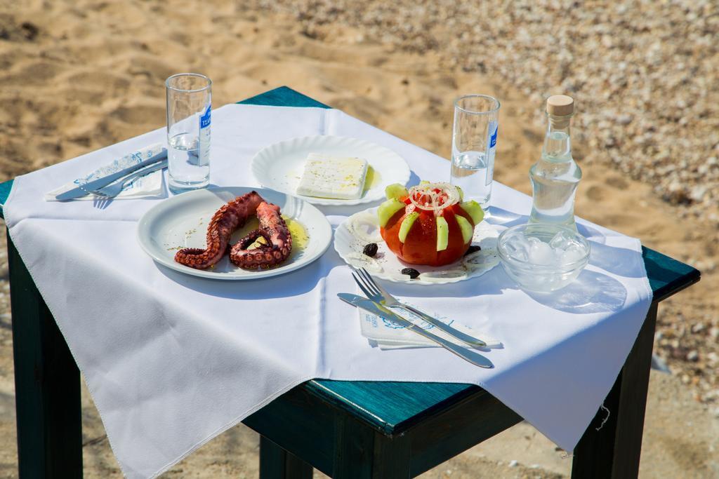 Astris Beach Luaran gambar