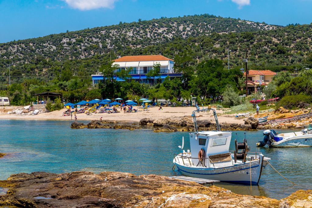 Astris Beach Luaran gambar