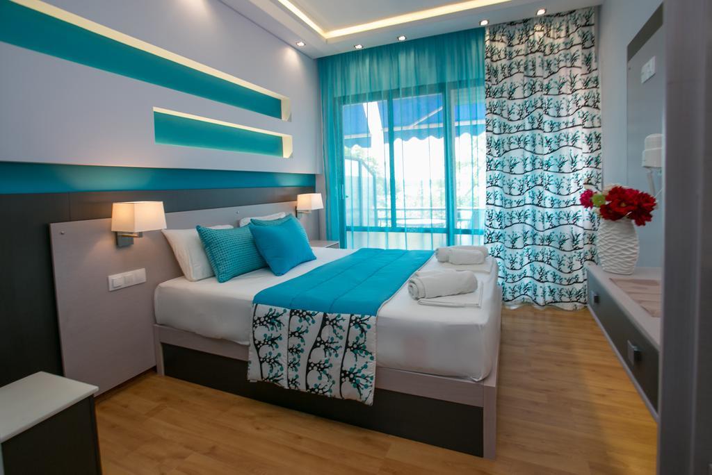 Astris Beach Bilik gambar